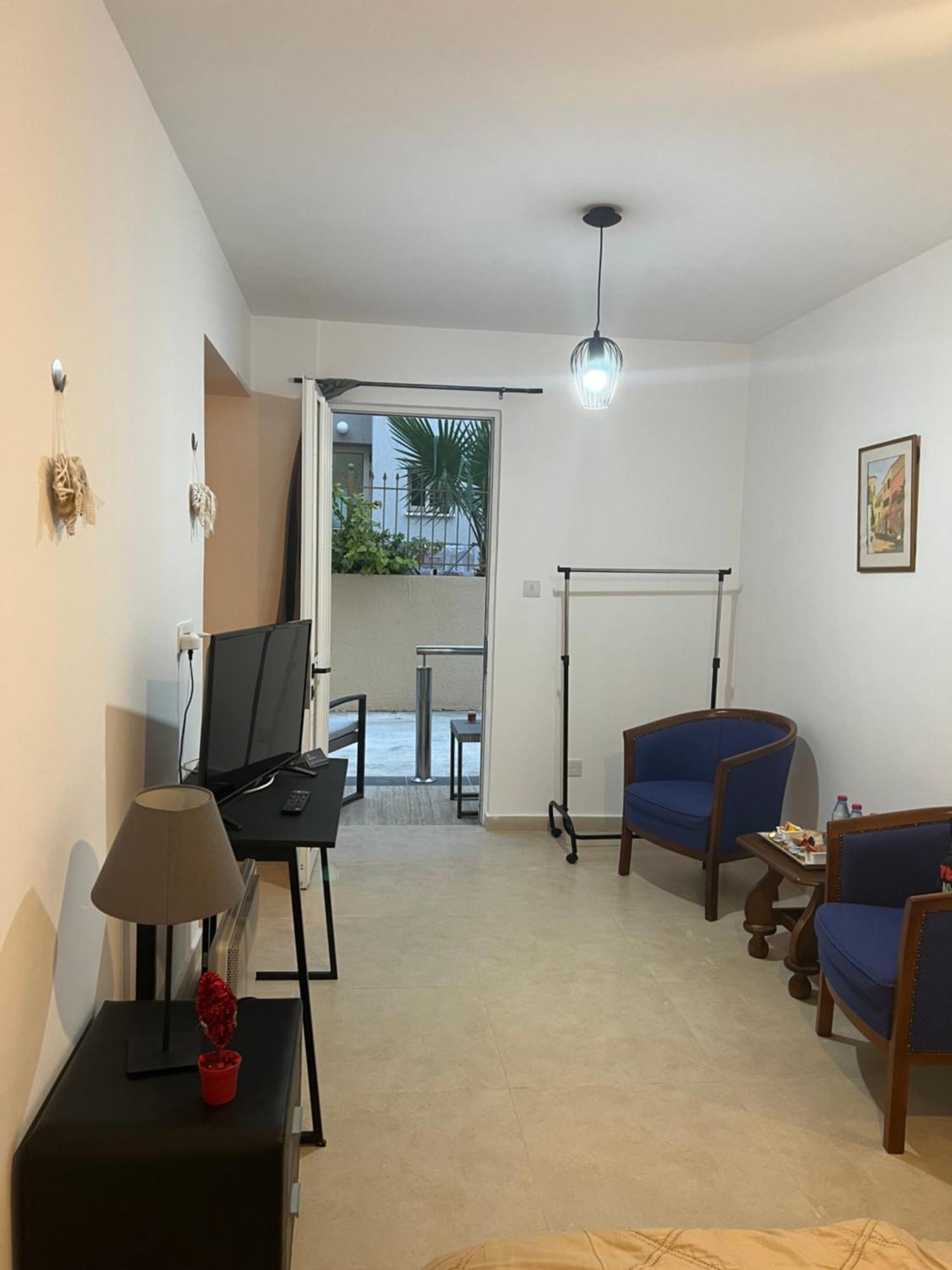 Charalambous Apartment Paphos Bagian luar foto