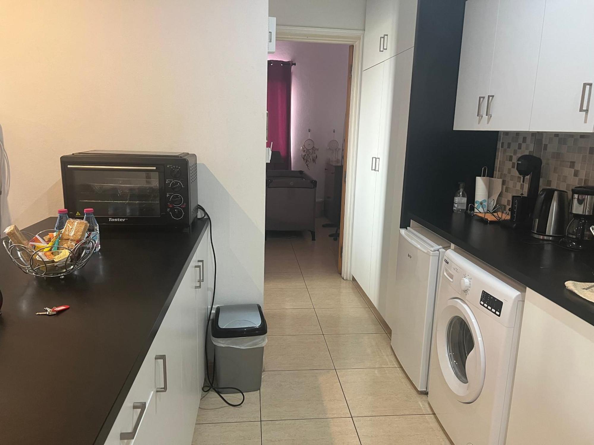 Charalambous Apartment Paphos Bagian luar foto